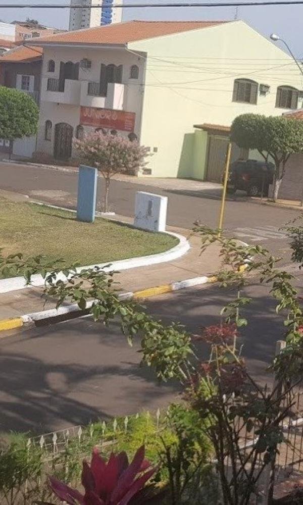 Casa - Jardim  América - Pederneiras